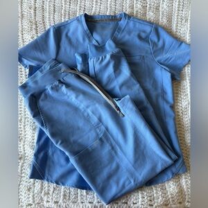 Blue Fabletics Scrub Set S/ST